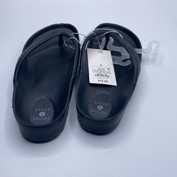 Shade & Shore Traci Footbed Sandals in Black - Picture 7 of 7